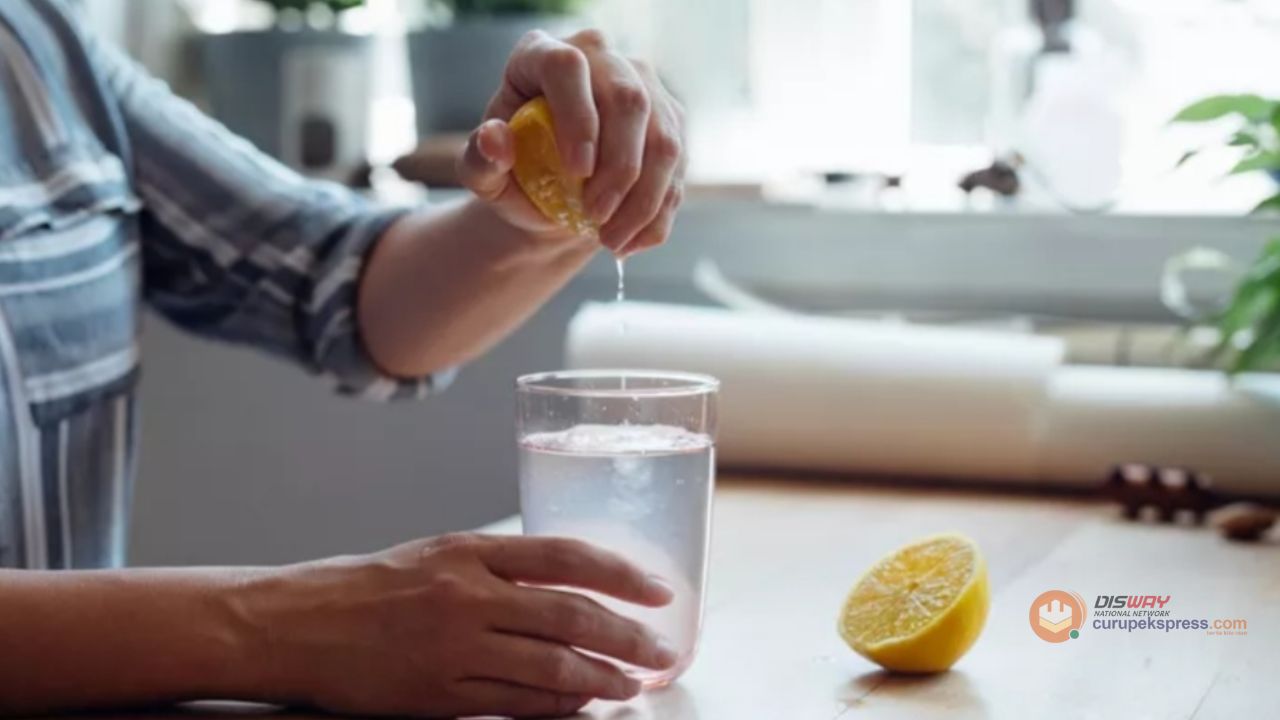 Manfaat Minum Air Lemon Sebelum Tidur, Bisa Menurunkan Berat Badan?