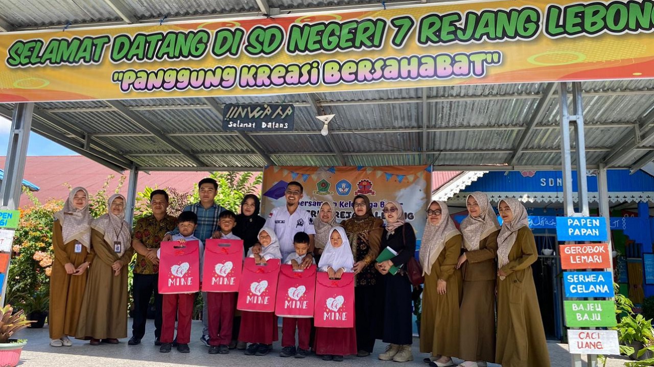  Komisi I Sambangi SDN Terapkan Baca Tulis Al-Qur’an