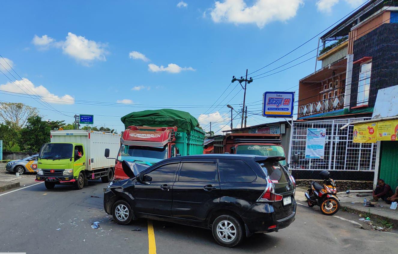 Supir Lalai dan Sebabkan 4 Penumpang Luka-luka, Ini Identitas Penumpangnya!