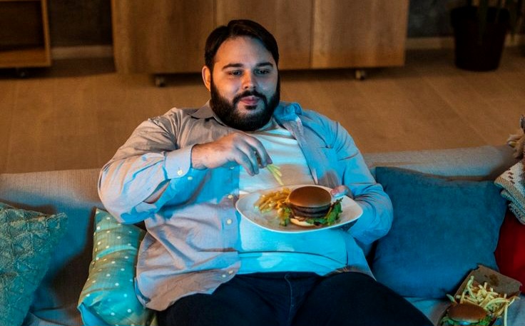  Mitos atau Fakta? Makanan Lezat dan Hubungannya dengan Kenaikan Berat Badan