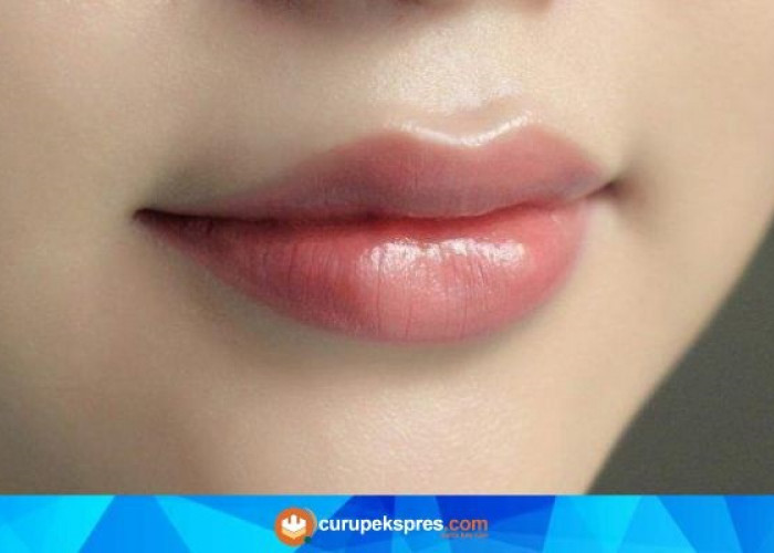 10 Cara Mudah Membuat Bibir Merah Alami dan Menarik Perhatian