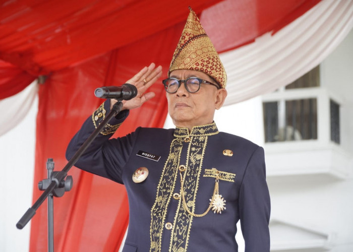  Jadi Irup HUT Provinsi Bengkulu Ke-55, Bupati Kepahiang Pakai Pakaian Adat Rejang