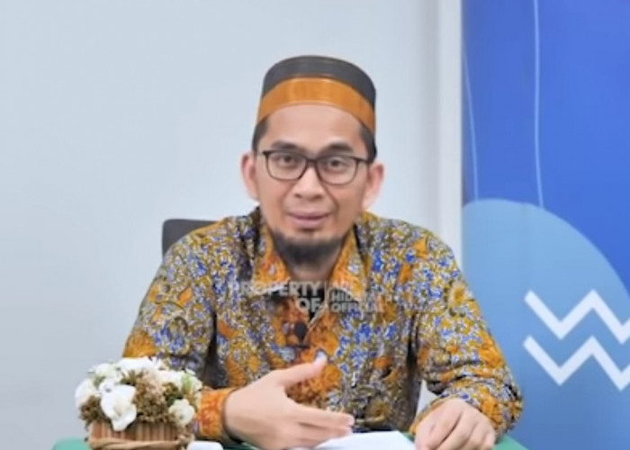 Merasa Doa Tak Kunjung Dikabulkan Allah, Lakukan Amalan Ini Saat Berdoa kata Ustadz Adi Hidayat