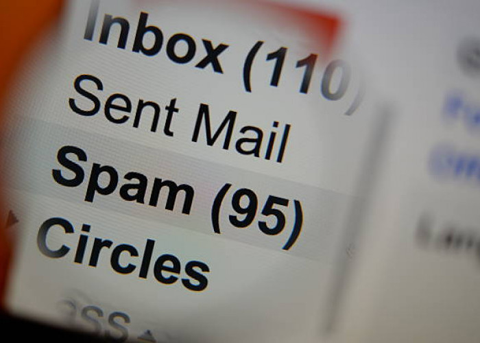 Alasan Kamu Sering Menerima Email Spam