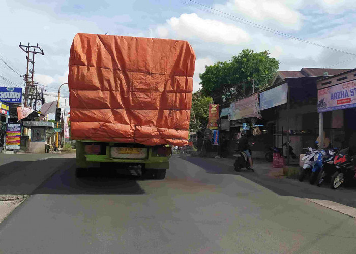 Bupati Instruksikan Dishub Perketat Pengawasan, Truk Dilarang Masuk Kota