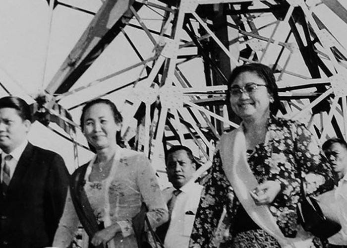 Mengurai Jejak Sejarah: Dampak Jangka Panjang Ibu Tien Soeharto dalam Masyarakat Indonesia