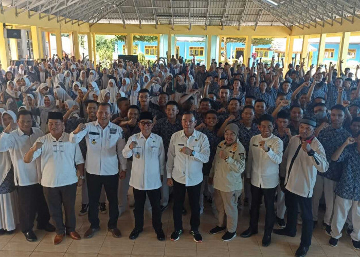 Jelang Pemilu, Ratusan Pelajar di Kepahiang Ikuti Perekaman KTP-EL
