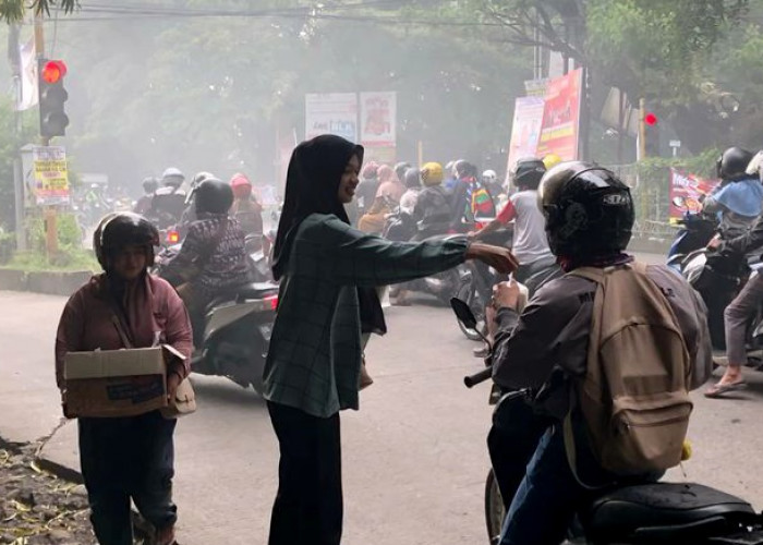  Tips Berbagi Makanan Berbuka yang Aman bagi Pengendara dan Penerima
