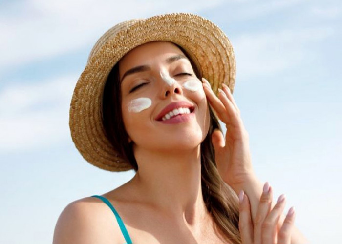  Bikin Wajah Auto Fresh ! Ini Alasan Sunscreen Tone Up Jadi Favorit Banyak Perempuan