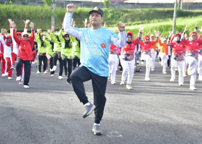  Herwan Antoni Senam Bersama ASN Pemkab RL, Senam Terakhir Sebagai Pjs Bupati