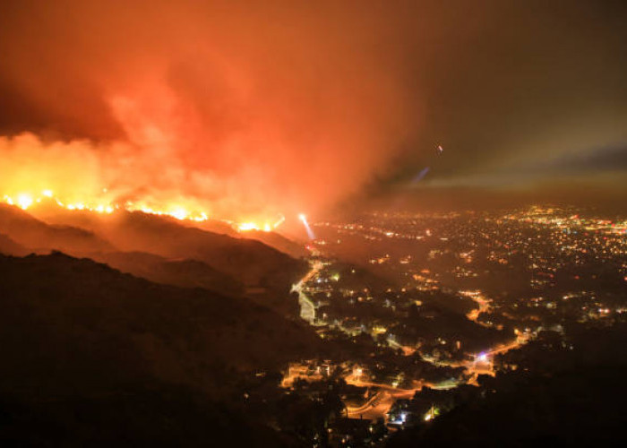 Ini Penyebab Kebakaran Dahsyat di Los Angeles Sulit Dipadamkan