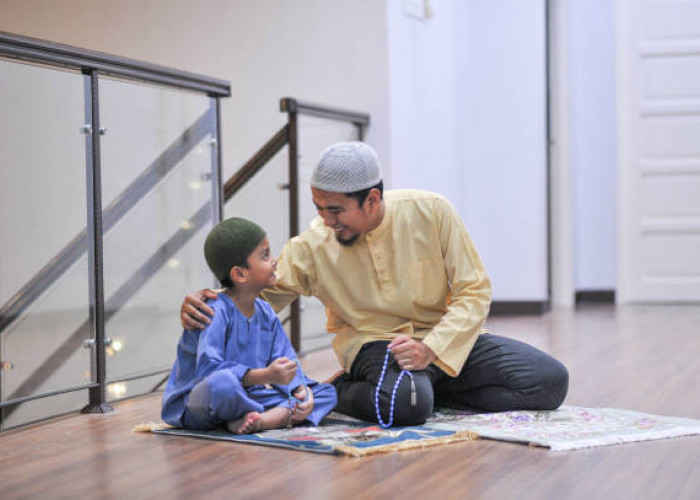 Cara Mengajak Anak Beribadah di 10 Malam Terakhir Ramadan