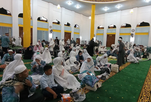 Jemaah Haji Asal RL Disambut Sukacita