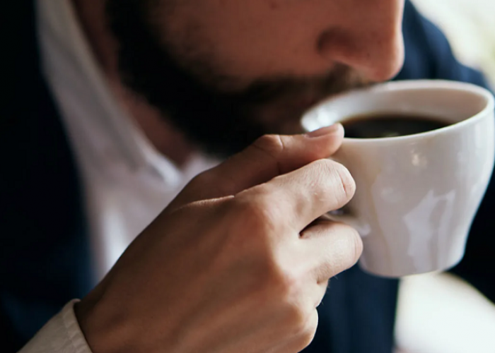 Gemetar Tiba-Tiba Setelah Minum Kopi? Ini Penyebab yang Harus Kamu Tahu!