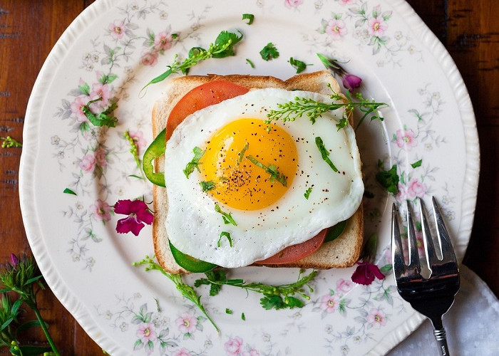 Manfaat Telur Setengah Matang bagi Kesehatan, Pantas Banyak yang Suka!