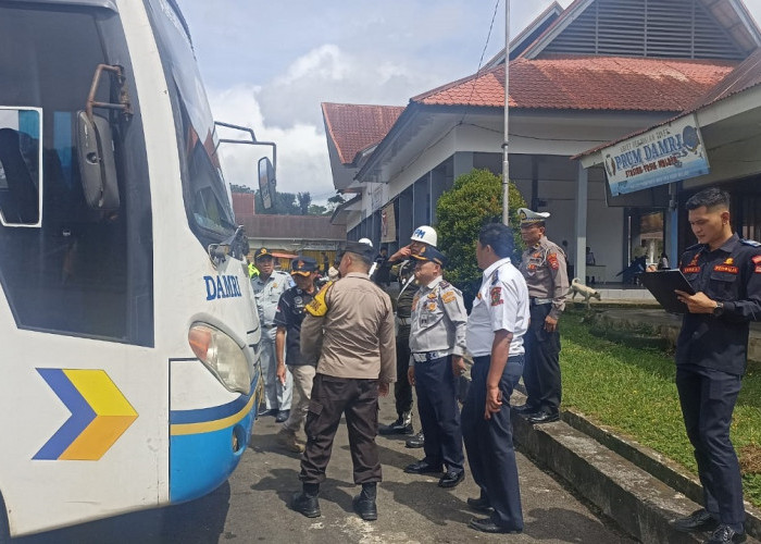 Petugas Ramcek Temukan Bus Tak Layak Jalan