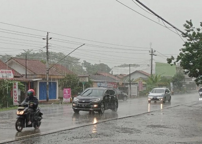 Warning! Hujan Badai Masih Mengintai