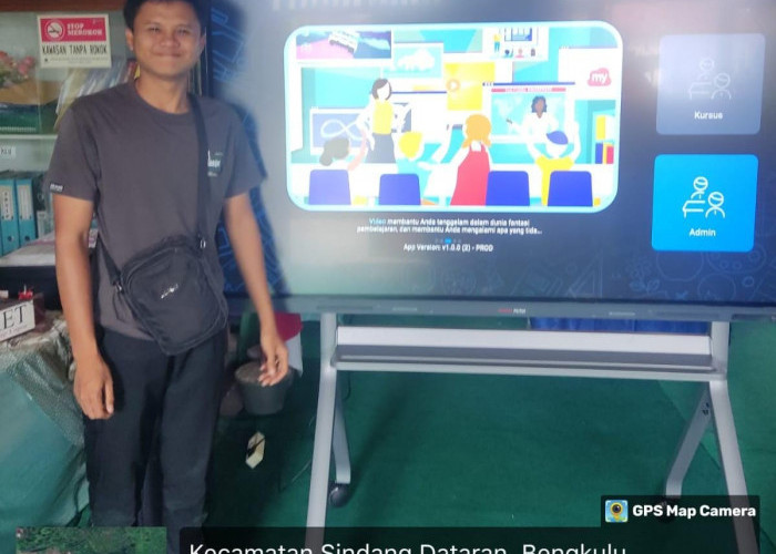 Bantuan Smartboard TV untuk Sekolah di Rejang Lebong Berlanjut
