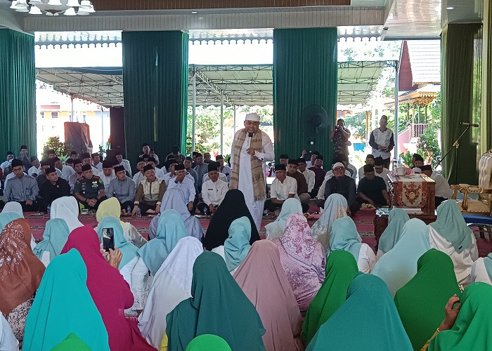 Hut Curup, Ribuan Jamaah Ikuti Tausiyah dan Dzikir Akbar Dipimpin Ustadz Pantun