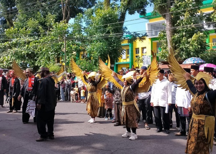 Meriah! Sindang Dataran Kenalkan Potensi Daerah dan Adat Budaya Pada Pawai HUT Kota Curup Ke 143, Kecamatan 