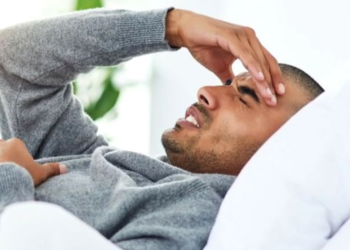 Bukan Sekadar Drama, Ini Alasan Ilmiah Pria Terlihat Lebih Menderita Saat Sakit