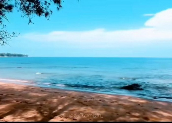 Ini Pantai Dengan Api Abadi di Sulawesi Tengah