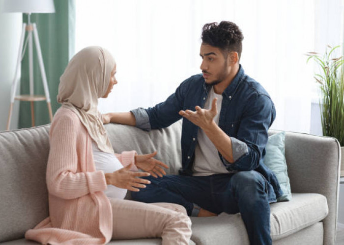 Sikap Bijak Agar Tidak Melibatkan Masalah Finansial dalam Hubungan
