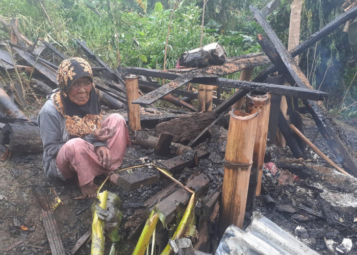 Nenek 80 Tahun di Dusun Sawah Nyaris Terpanggang