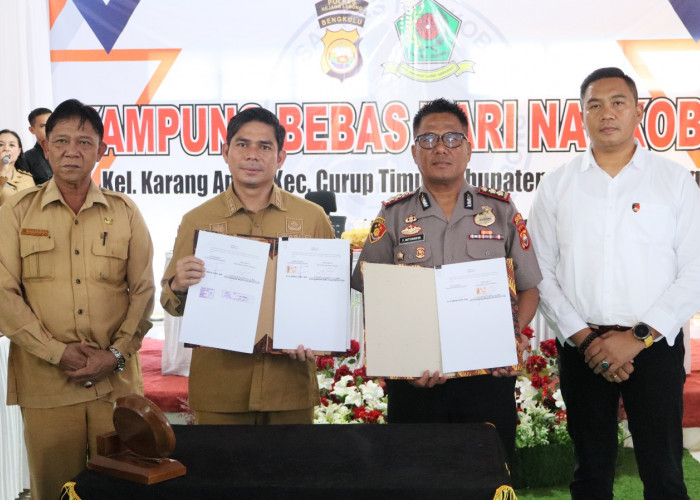 Plt Bupati Deklarasikan Kampung Bebas Narkoba Kelurahan Karang Anyar 