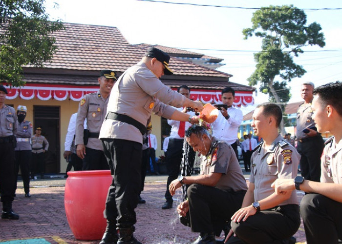 Total 37 Personel Polres RL Naik Pangkat, Ini Harapan Kapolres..