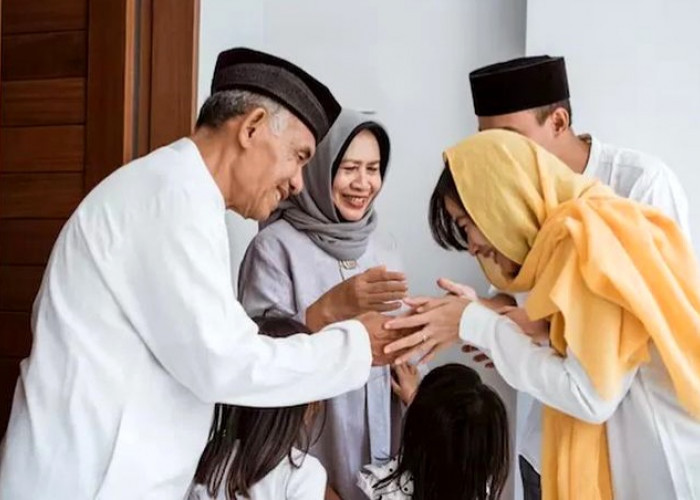 Lebaran Bukan Ajang Kompetisi! Ini Cara Menikmati Momen Tanpa Beban Sosial