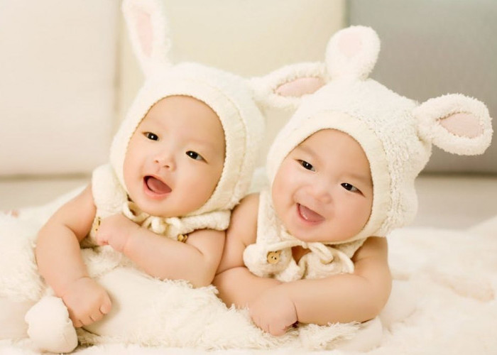 Fakta atau Mitos? Menunda Kehamilan Berkemungkinan Mendapatkan Anak Kembar