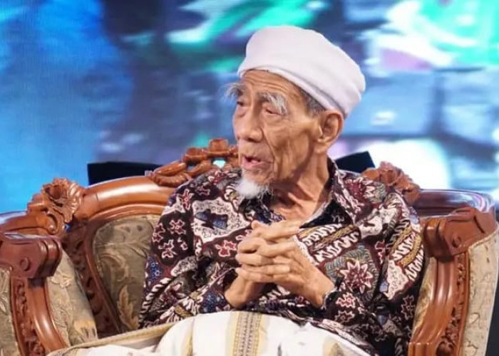 Awas! Meludah di Dua Tempat Ini Bisa Akibatkan Rezeki jadi Seret, Kata Mbah Moen