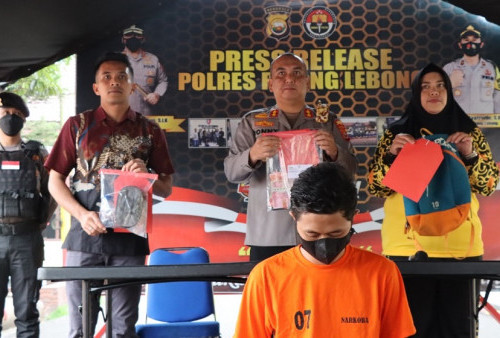 Nyambi Ngedar Sabu, Oknum Mahasiswa di Ciduk Polisi!