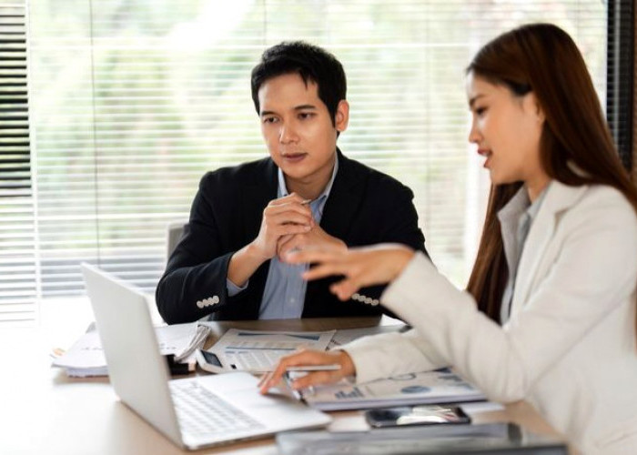  Bukan Sekadar Godaan, Ini Alasan Perselingkuhan dengan Teman Kerja Kerap Terjadi