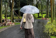  Anti Gagal OOTD di Musim Hujan, Ini Tips Sat-Set Biar Tetap Kece !